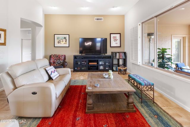 32093 S Agarita Drive, Oracle, AZ 85623