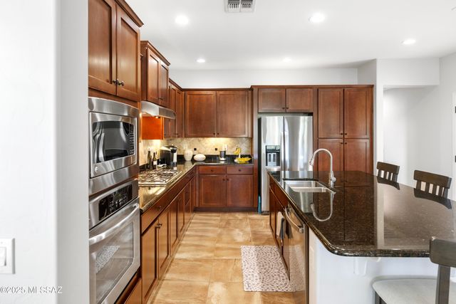 32093 S Agarita Drive, Oracle, AZ 85623