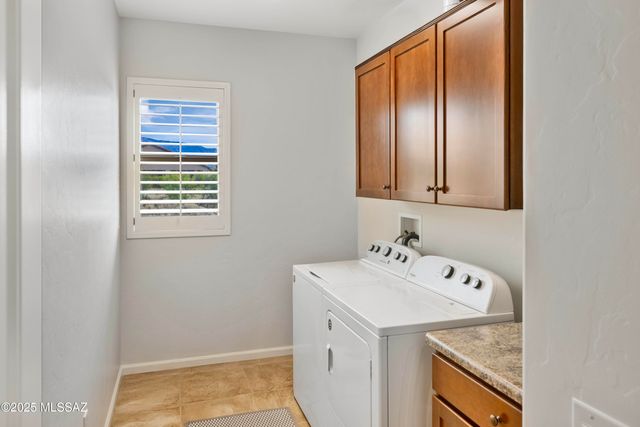 32093 S Agarita Drive, Oracle, AZ 85623