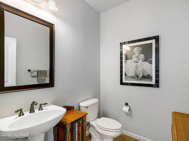 32093 S Agarita Drive, Oracle, AZ 85623