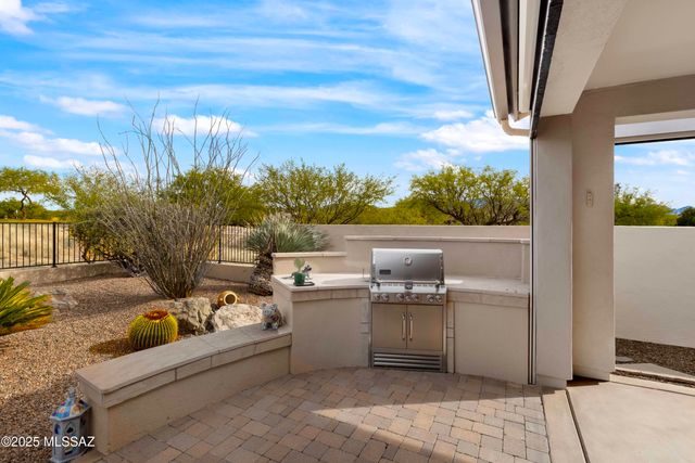 32093 S Agarita Drive, Oracle, AZ 85623