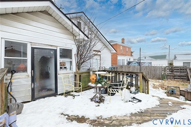 212 Norfolk Ave, Colonial Heights, VA 23834