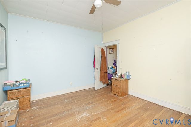 212 Norfolk Ave, Colonial Heights, VA 23834