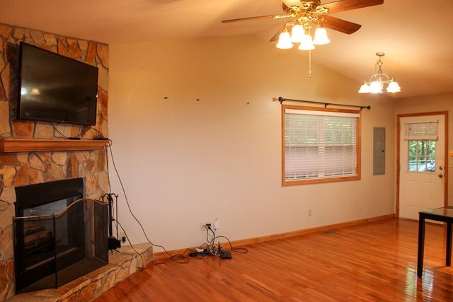 45 Settlers Crossing Way, Murphy, NC 28906