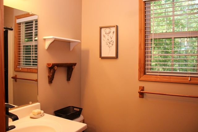 45 Settlers Crossing Way, Murphy, NC 28906