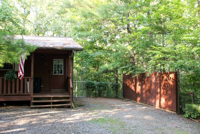 45 Settlers Crossing Way, Murphy, NC 28906