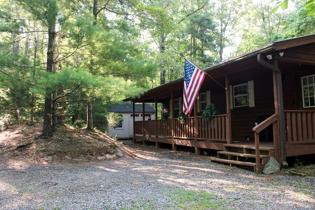 45 Settlers Crossing Way, Murphy, NC 28906