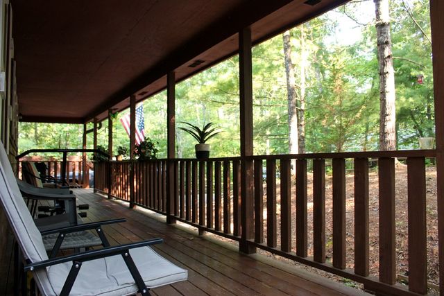 45 Settlers Crossing Way, Murphy, NC 28906