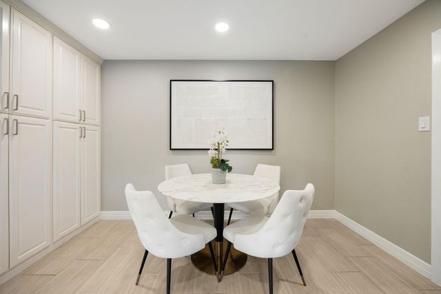 10207 Oakpoint Drive, Houston, TX 77043