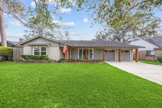 10207 Oakpoint Drive, Houston, TX 77043