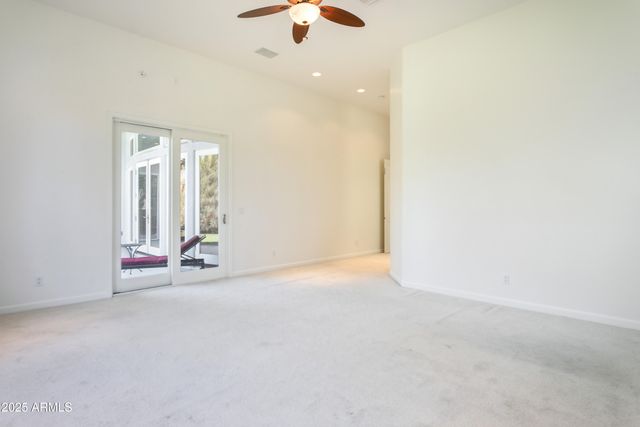 316 E BETHANY HOME Road, Phoenix, AZ 85012