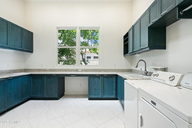 316 E BETHANY HOME Road, Phoenix, AZ 85012