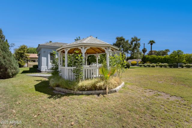 316 E BETHANY HOME Road, Phoenix, AZ 85012