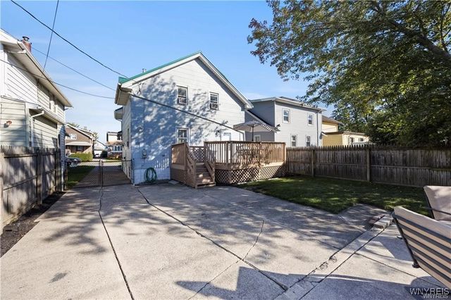 71 Walnut Street, Lackawanna, NY 14218