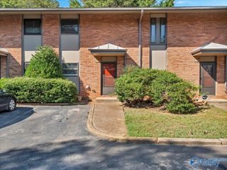 2208 Colony Drive SW 2208, Huntsville, AL 35802