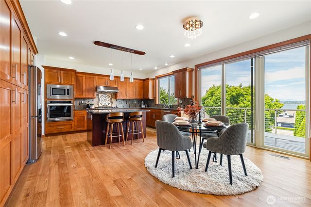 5550 Whitehorn Way, Blaine, WA 98230