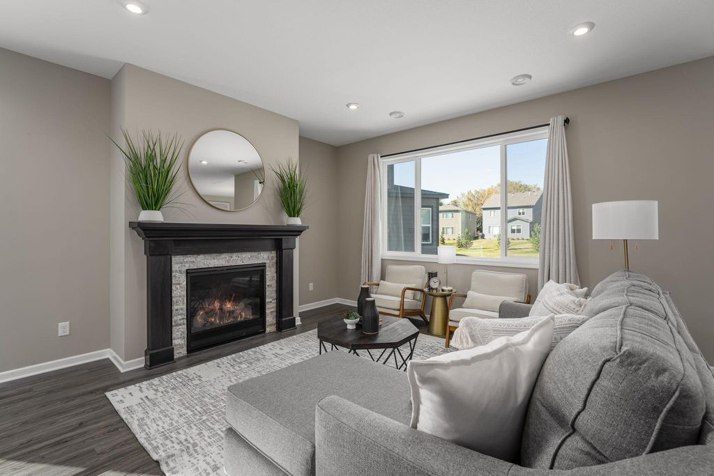 9924 Avocet St NW property