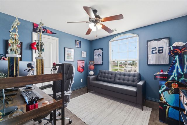2901 S E Street, Rogers, AR 72758