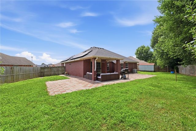 2901 S E Street, Rogers, AR 72758