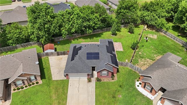 2901 S E Street, Rogers, AR 72758