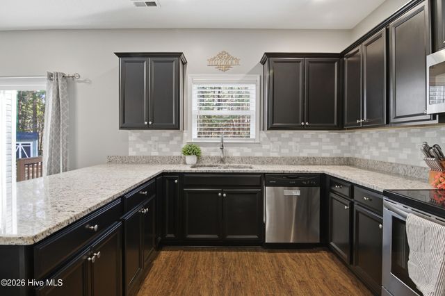 111 Lumis Court, Hampstead, NC 28443