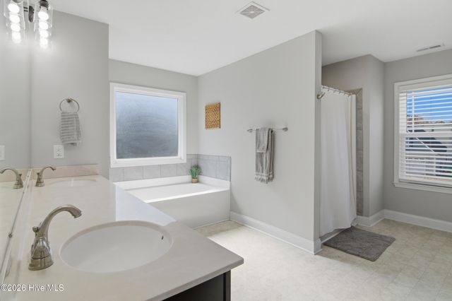 111 Lumis Court, Hampstead, NC 28443