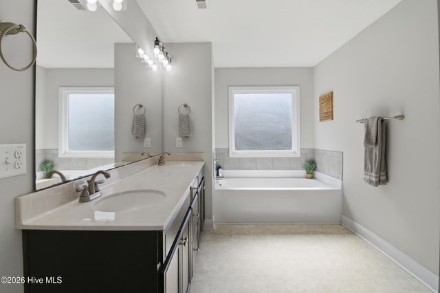 111 Lumis Court, Hampstead, NC 28443