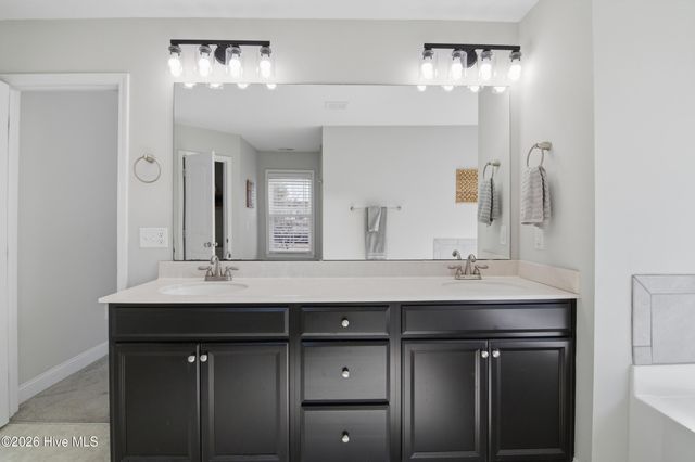 111 Lumis Court, Hampstead, NC 28443