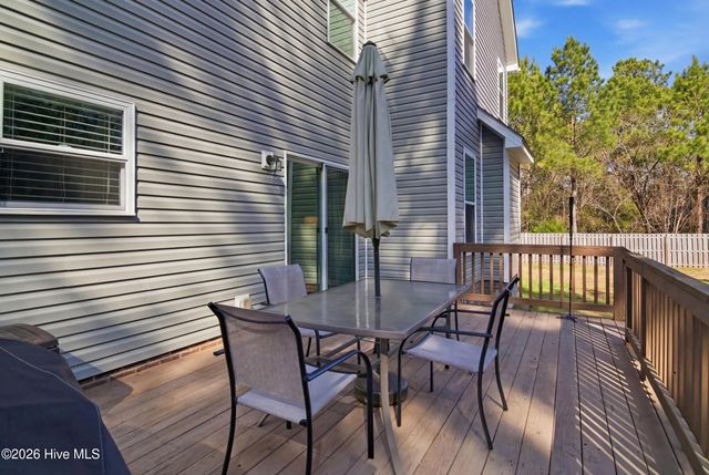 111 Lumis Court, Hampstead, NC 28443