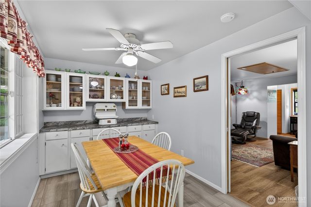1300 Woodland Drive, Mount Vernon, WA 98274