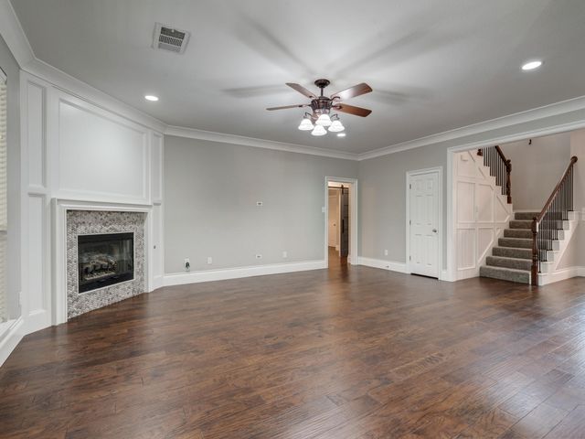 708 Lonesome Dove Trail, Hurst, TX 76054