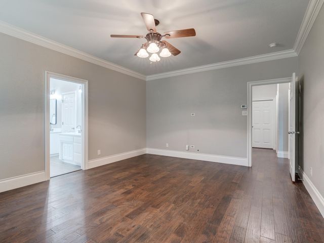 708 Lonesome Dove Trail, Hurst, TX 76054