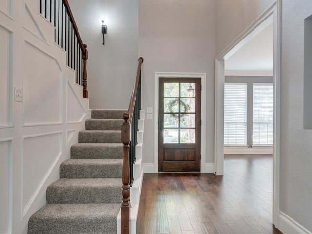 708 Lonesome Dove Trail, Hurst, TX 76054