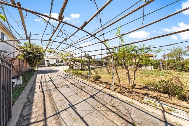 220 E Hellman, Monterey Park, CA 91755