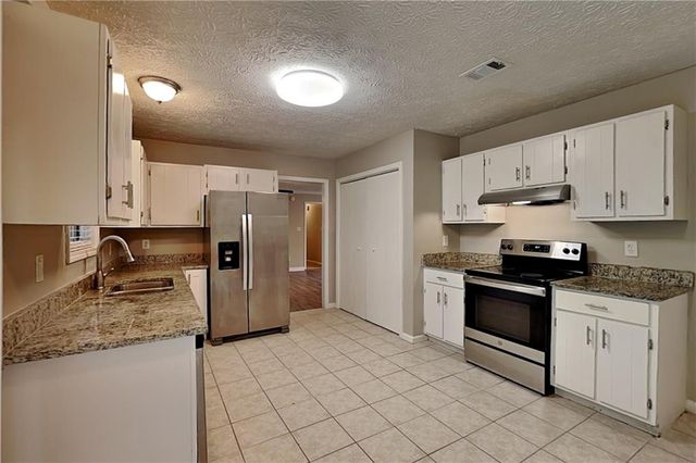 4364 S Landing Drive, Marietta, GA 30066