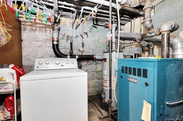 6451 59th Avenue, Maspeth, NY 11378