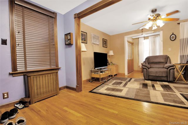 6451 59th Avenue, Maspeth, NY 11378