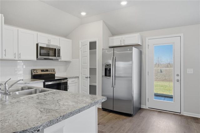 612 W Bluebird Street, Gardner, KS 66030