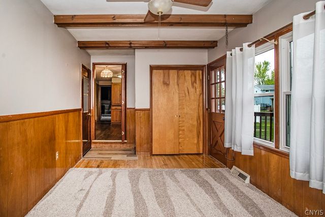 9 Nightingale, Clay, NY 13090