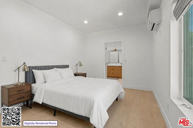 157 Hart Avenue, Santa Monica, CA 90405