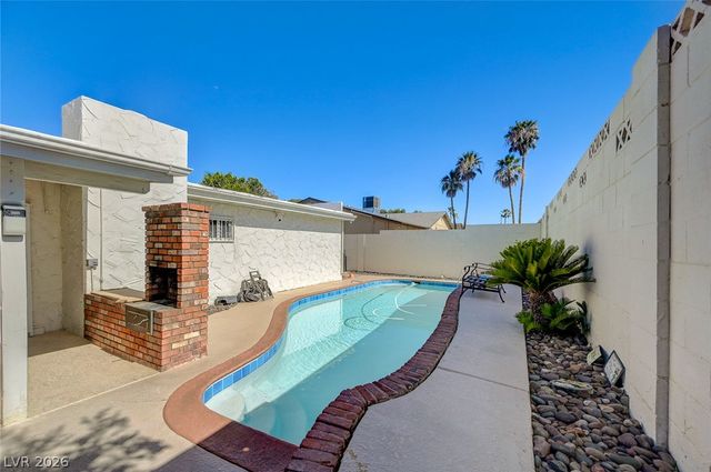 3645 Monte Verde Street, Las Vegas, NV 89121