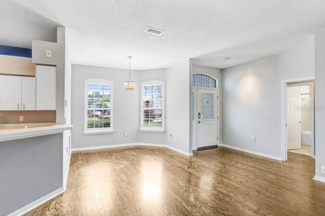 5302 WATERLEAF COURT, Valrico, FL 33596