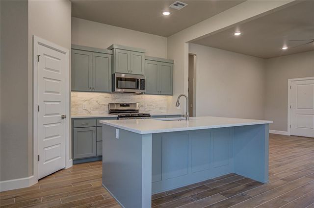 219 Hope Avenue, Shawnee, OK 74804