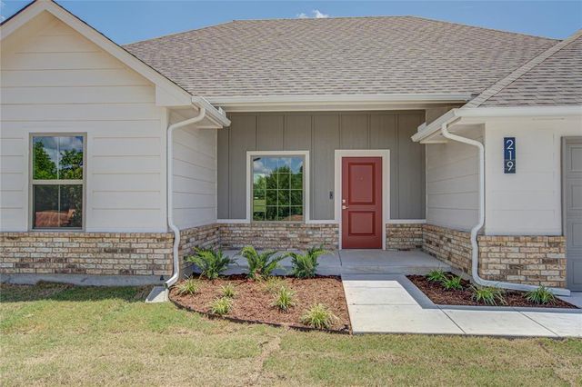 219 Hope Avenue, Shawnee, OK 74804