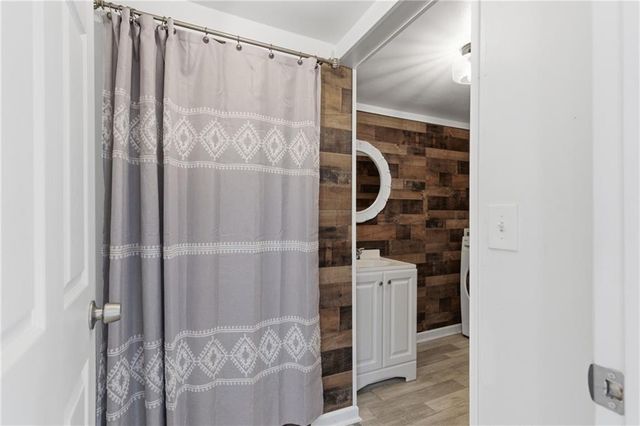 3025 Shrine Park Road, Leavenworth, KS 66048