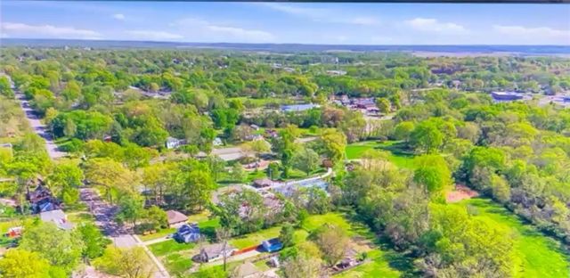3025 Shrine Park Road, Leavenworth, KS 66048