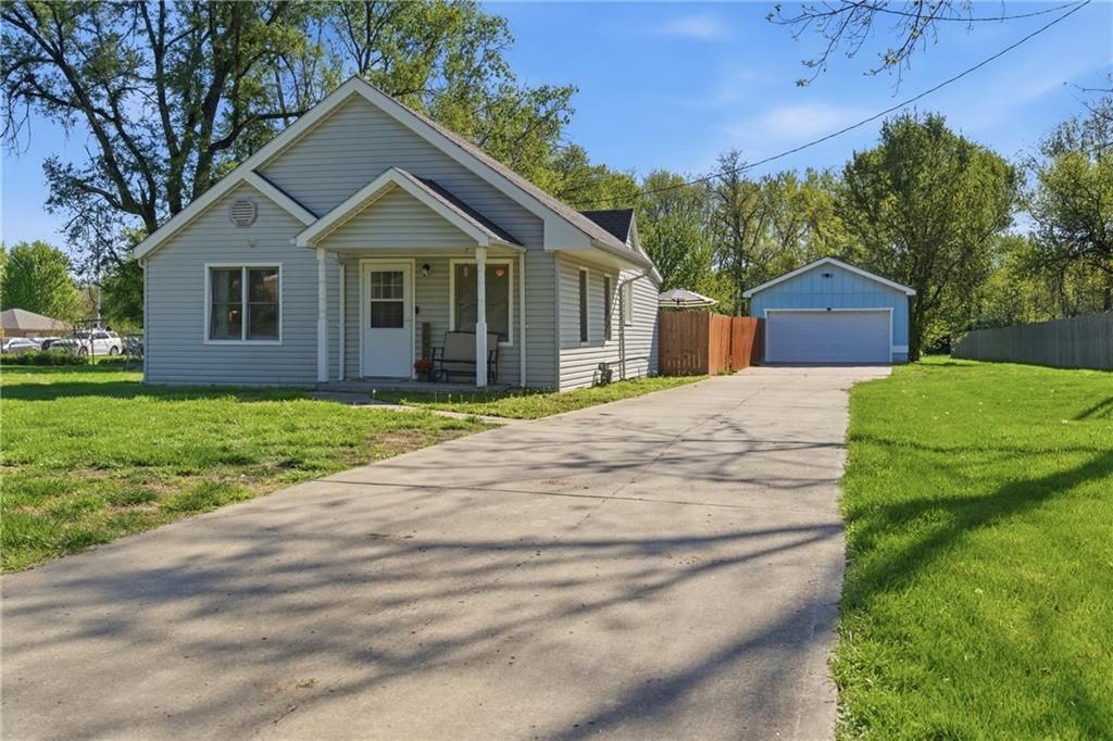 3025 Shrine Park Road, Leavenworth, KS 66048