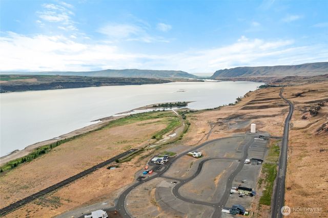 190 Basin Pointe Loop, Vantage, WA 98950