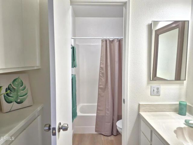 3225 Village 3, Camarillo, CA 93012