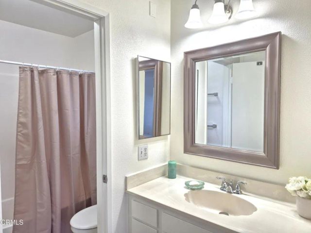 3225 Village 3, Camarillo, CA 93012